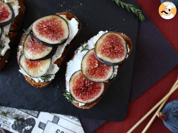 Sandwiches med figen, frisk gedeost, honning og rosmarin - foto 5