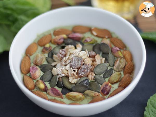 Smoothie bowl kiwi mint spinatskud