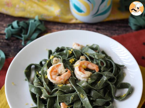 Spirulina-pasta med rejer og citron: en næringsrig forret med en unik smag - foto 2