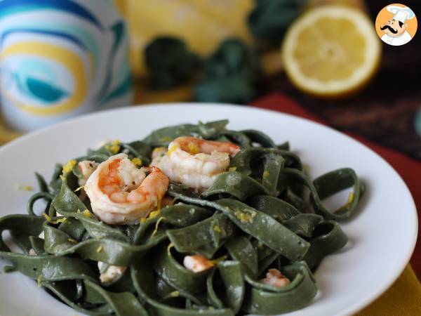 Spirulina-pasta med rejer og citron: en næringsrig forret med en unik smag - foto 3