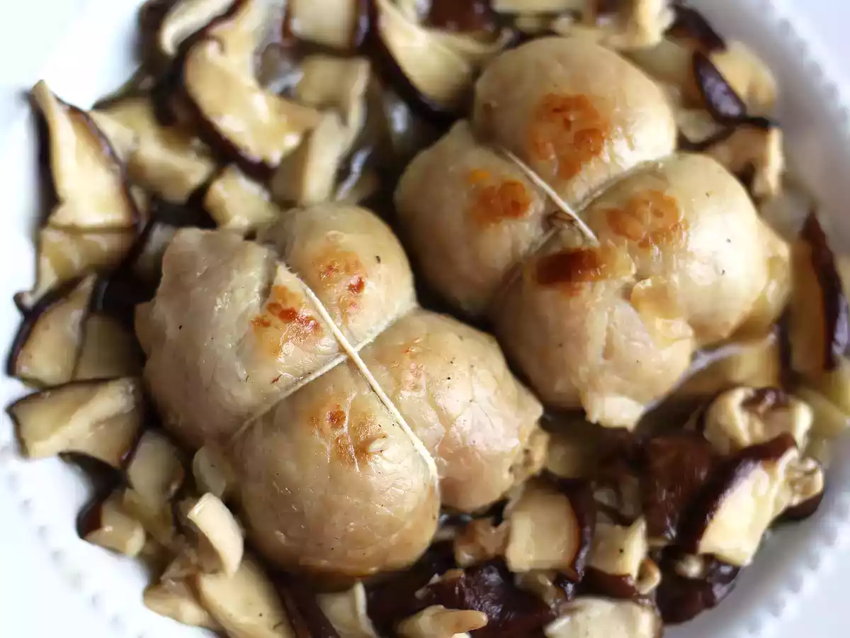 Svineroulader med svampesauce - foto 3