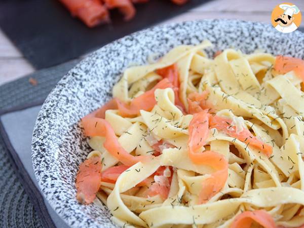 Tagliatelle med røget laks og dild - foto 3