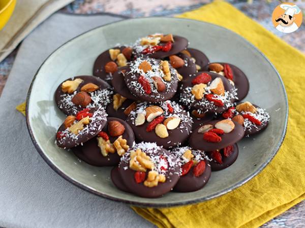 Tiggere, chokolade med tørret frugt