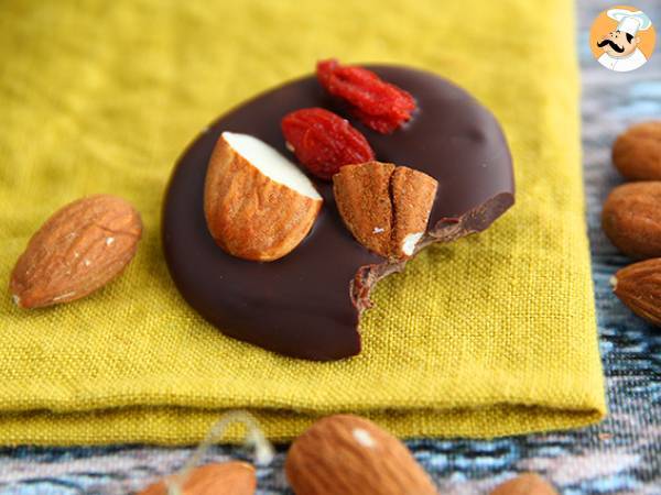 Tiggere, chokolade med tørret frugt - foto 3