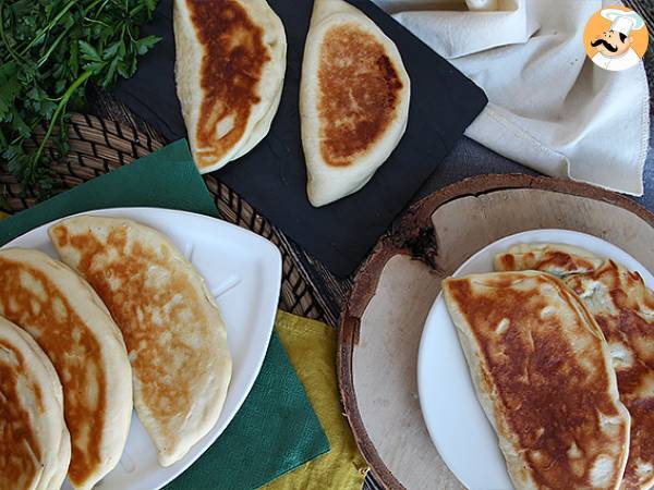 Tyrkiske pandekager fyldt med feta, citron og persille - Gözleme - foto 4