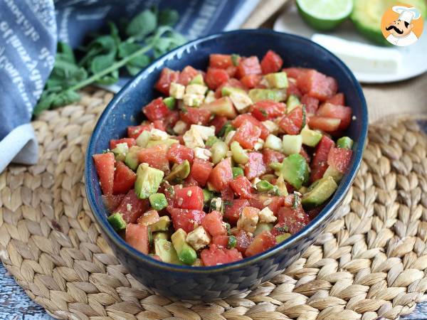 Vandmelon-, feta-, avocado- og agurkesalat: ekstra frisk!