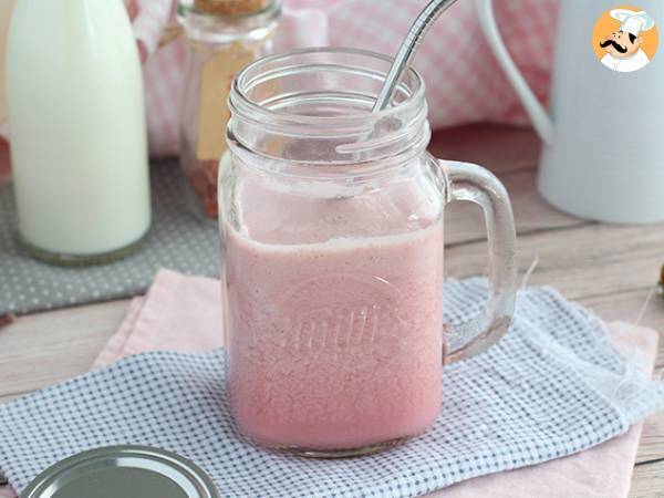 Vegansk milkshake med røde frugter - foto 4